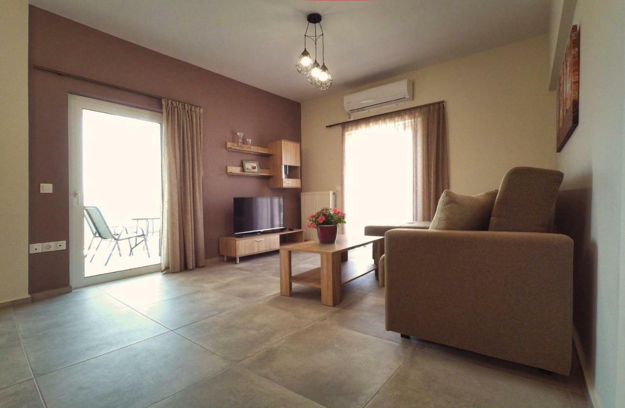 Tonia'S Apartment 基萨莫斯 外观 照片
