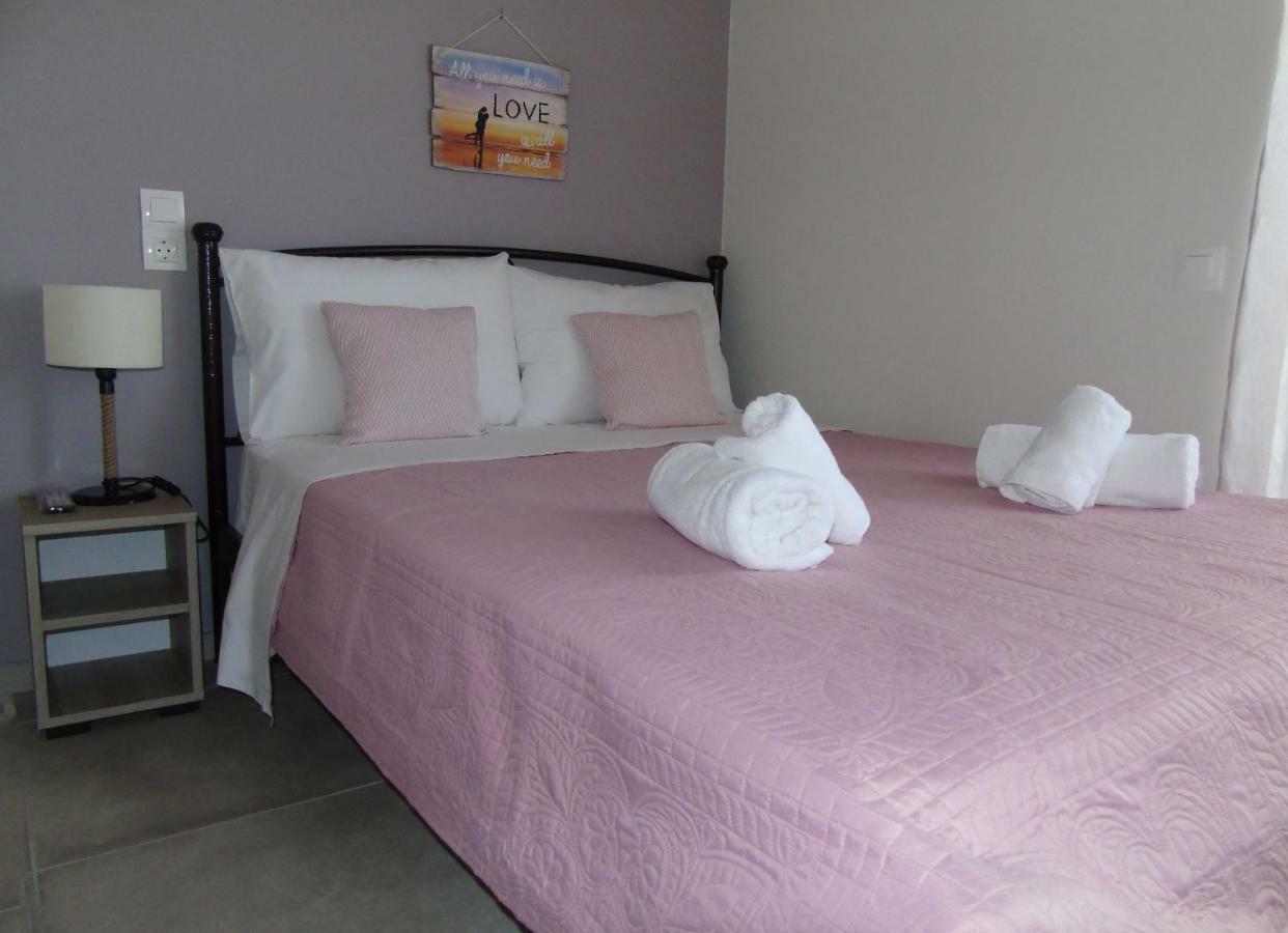 Tonia'S Apartment 基萨莫斯 外观 照片